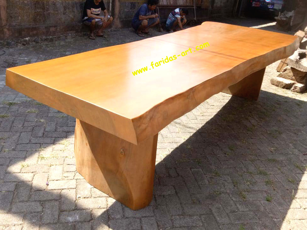 Meja Trembesi - Kayu Solid 1